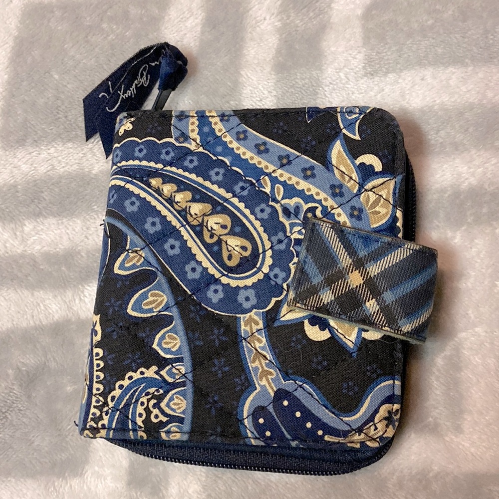 Retired Vera Bradley wallet